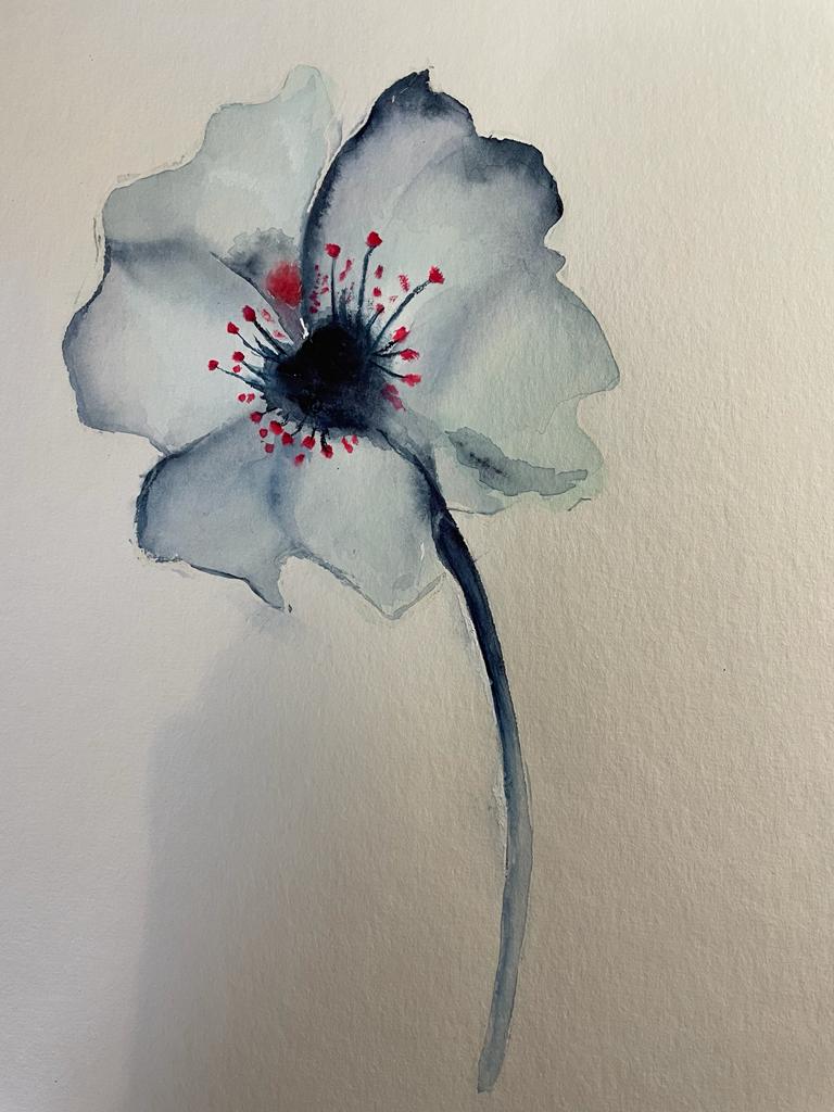 Fleur réalisée à l'aquarelle par un étudiant Peinture florale à l'aquarelle